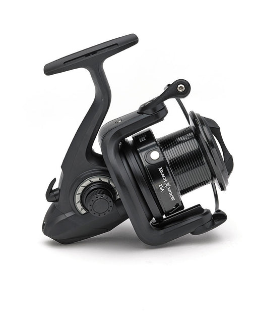 Daiwa Black Widow 25A Fishing Reel